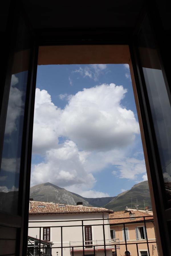 Affittacamere Garibaldi Norcia Luaran gambar